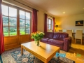 croagh-patrick-hostel-mayo---mountain-view-cottage-lounge